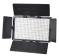 Falcon Eyes Bi-Color LED Lamp Set Dimbaar DV-384CT-K2 incl. Accu